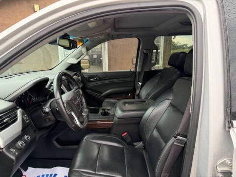 2017 GMC Yukon XL SLT