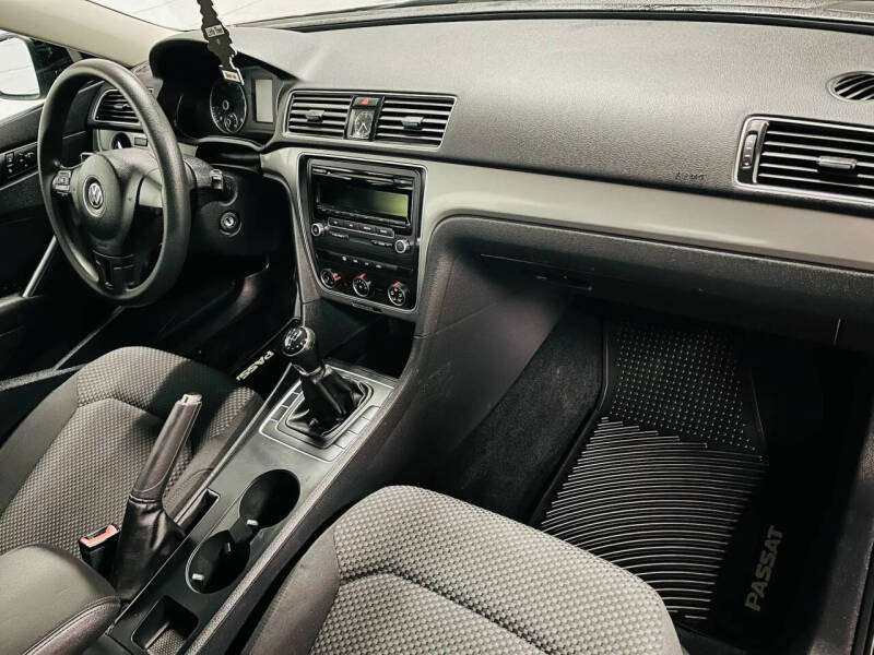 2013 Volkswagen Passat