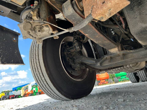 2016 Freightliner Cascadia 113 Semi Truck