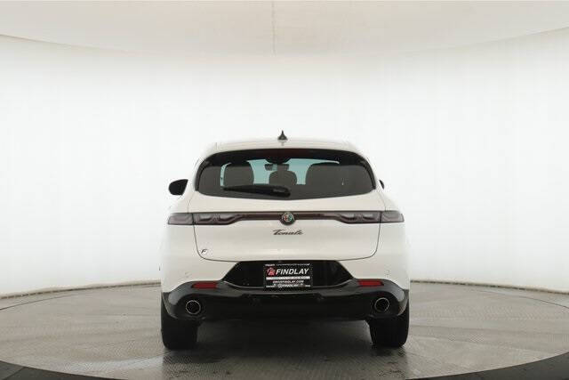 2024 Alfa Romeo Tonale Hybrid Veloce