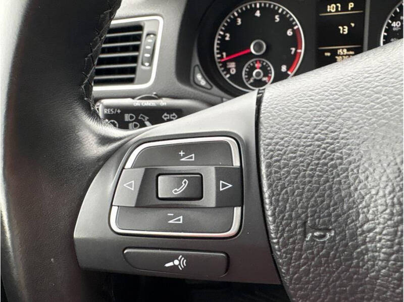 2014 Volkswagen Passat