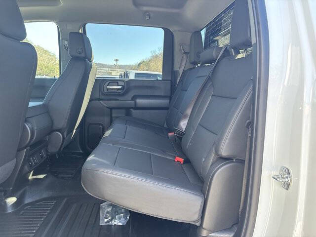 2026 Chevrolet Silverado 3500HD CC Work Truck