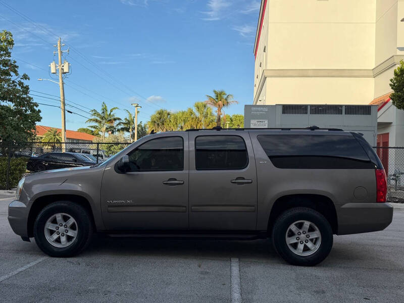 2011 GMC Yukon XL SLT