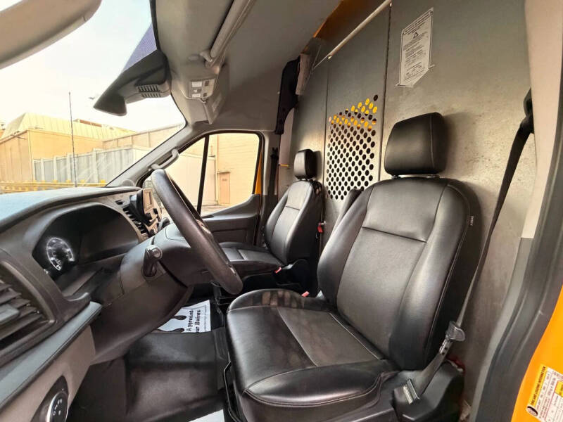 2021 Ford Transit 250