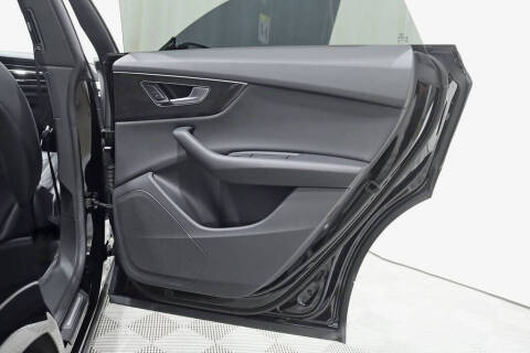 2020 Audi Q8 quattro Premium 55 TFSI