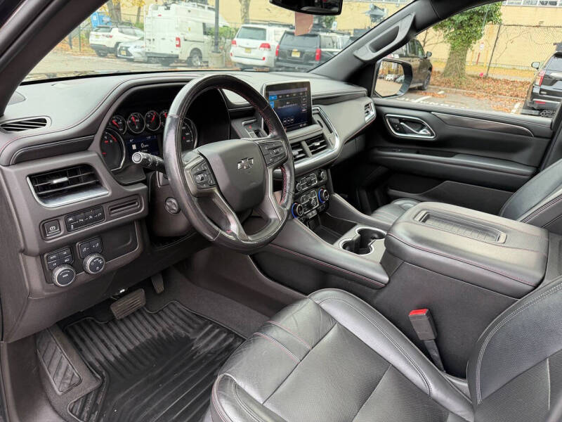 2021 Chevrolet Suburban RST