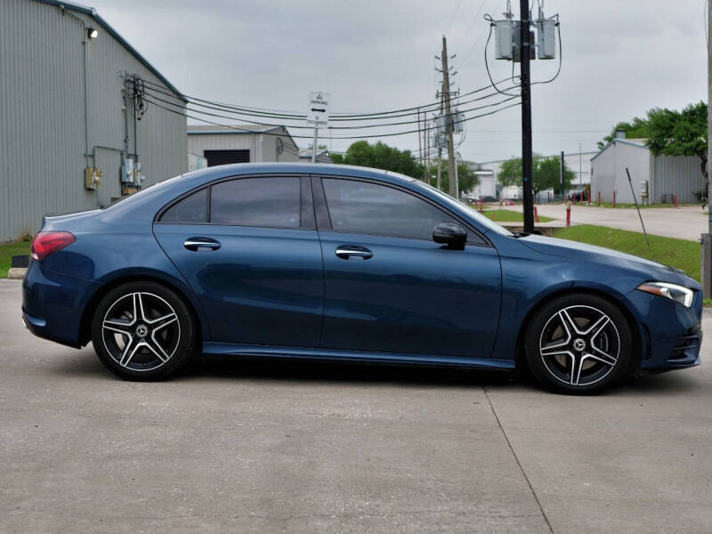 2019 Mercedes-Benz A-Class A 220