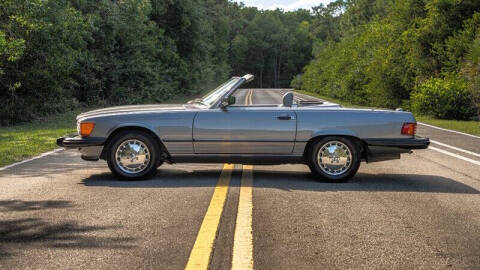 1988 Mercedes-Benz 560-Class 560 SL