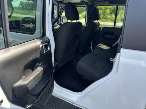 2023 Jeep Gladiator Sport S