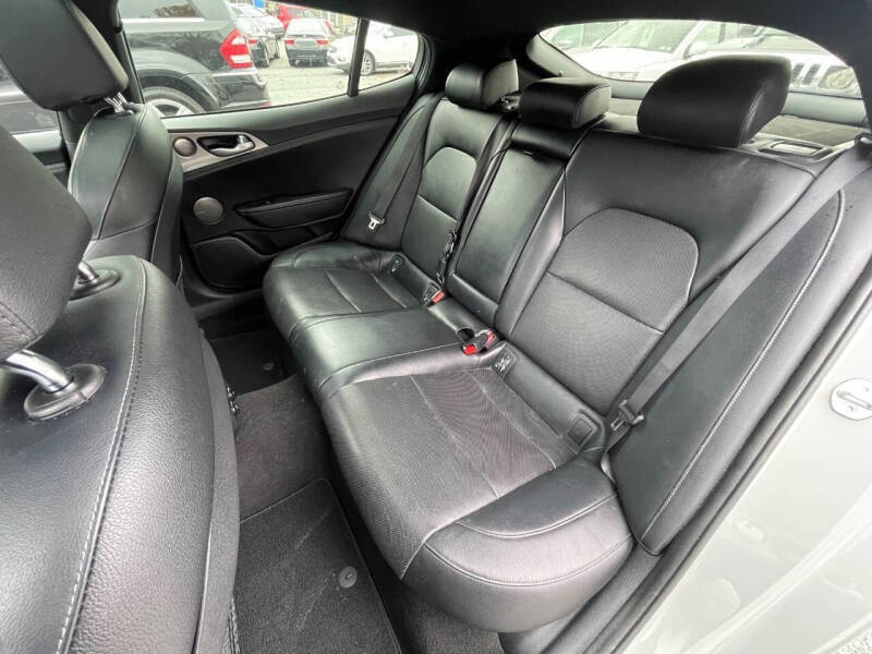 2019 Kia Stinger GT1