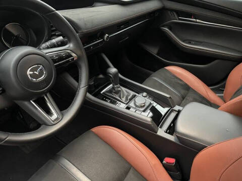 2024 Mazda Mazda3 Hatchback 2.5 Carbon Turbo