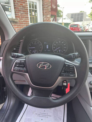 2018 Hyundai Elantra