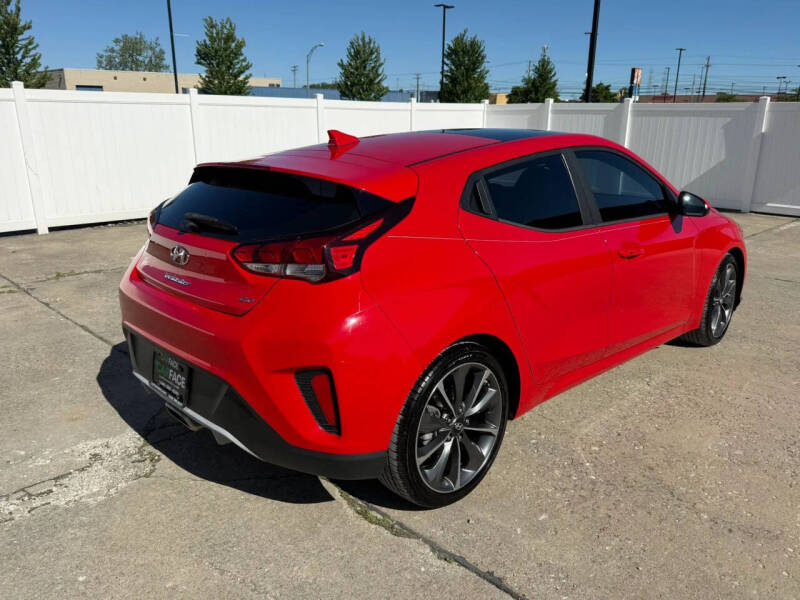 2020 Hyundai Veloster 2.0L Premium