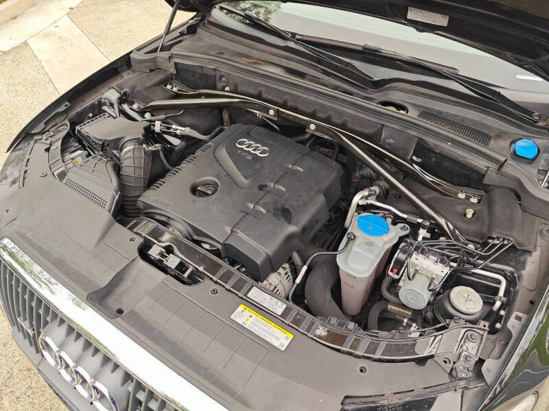 2012 Audi Q5 2.0T quattro Premium Plus