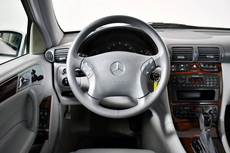 2003 Mercedes-Benz C-Class C 320