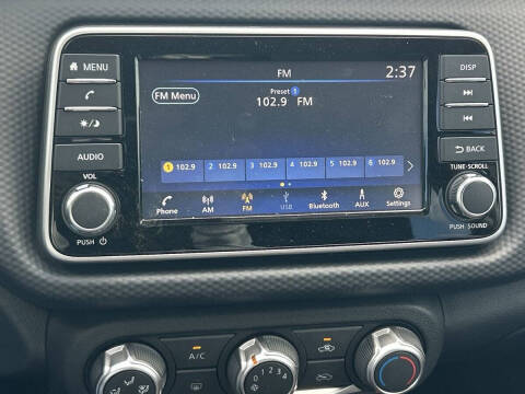 2025 Nissan Kicks Play S