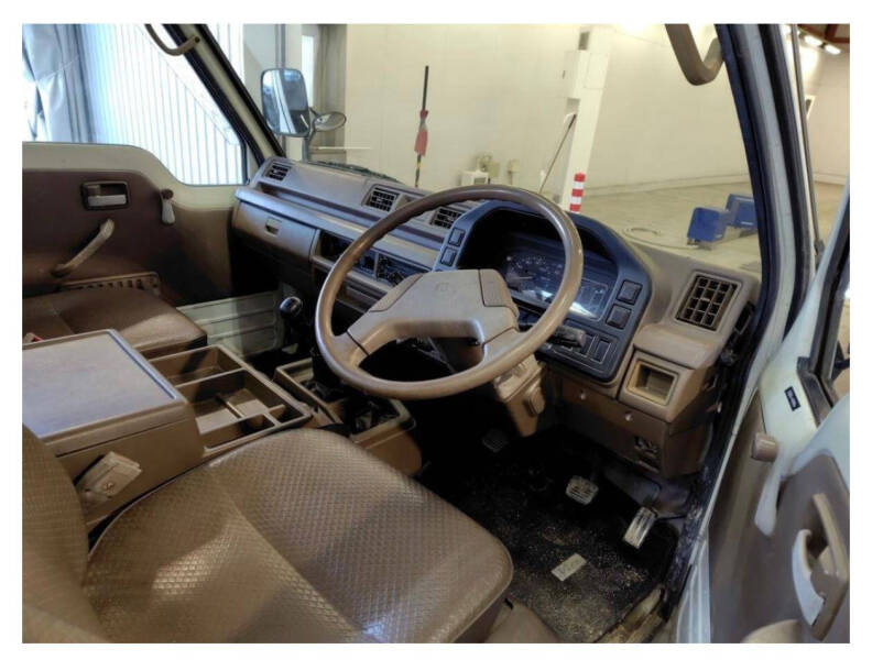1992 Isuzu FARGO 4X4, AC