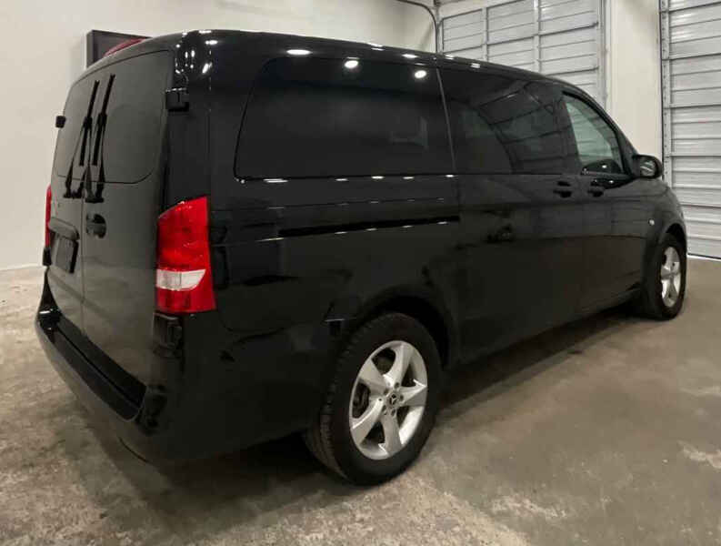 2018 Mercedes-Benz Metris Passenger