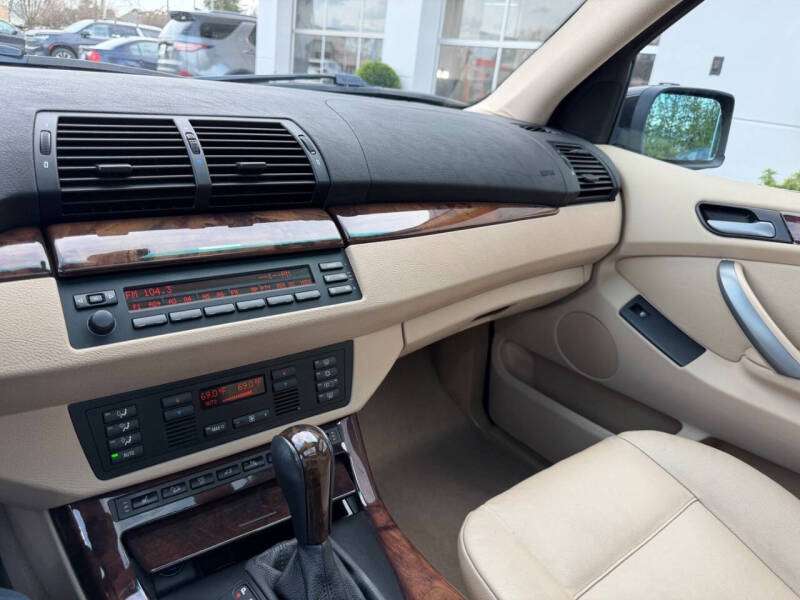 2006 BMW X5 4.4i