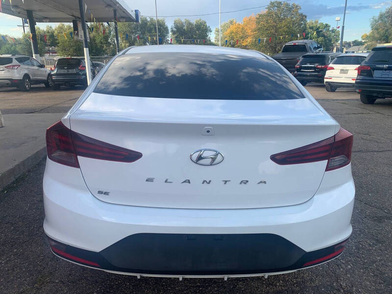 2020 Hyundai Elantra SE
