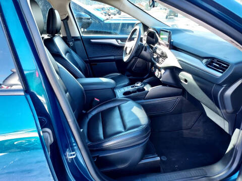 2020 Ford Escape SEL