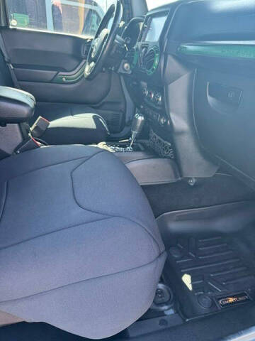 2015 Jeep Wrangler Unlimited Sahara