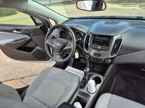 2019 Chevrolet Cruze LS
