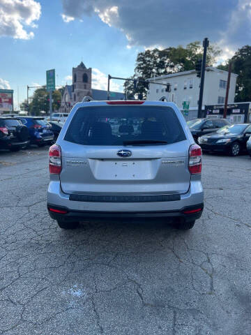 2015 Subaru Forester 2.5i