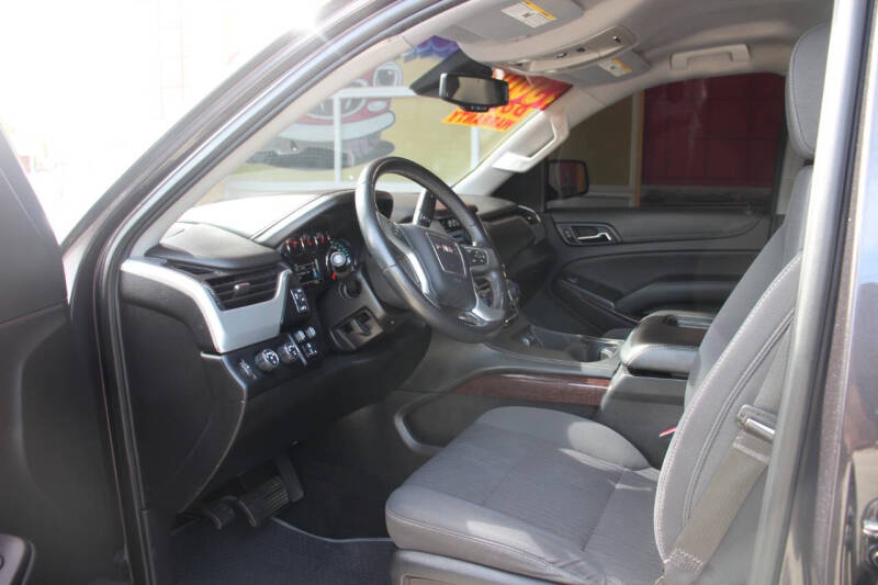 2017 GMC Yukon SLE