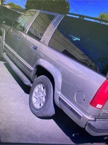 1999 GMC Suburban