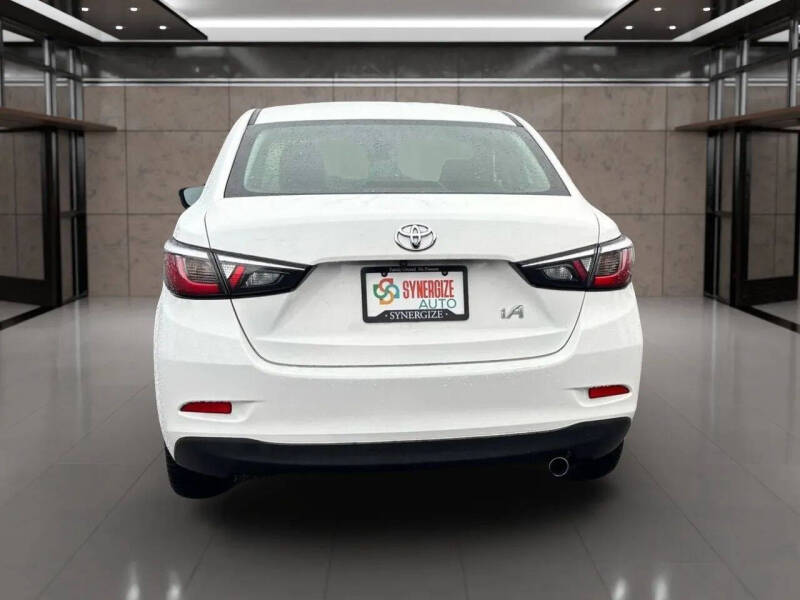 2017 Toyota Yaris iA