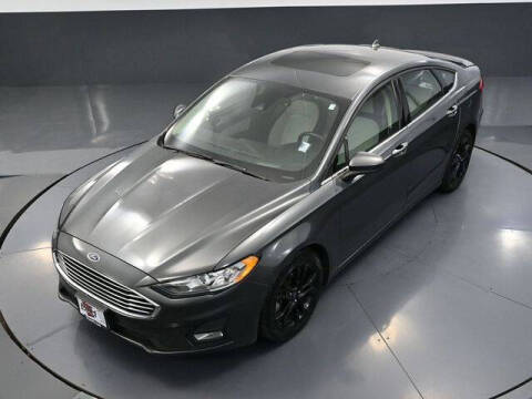 2020 Ford Fusion SE