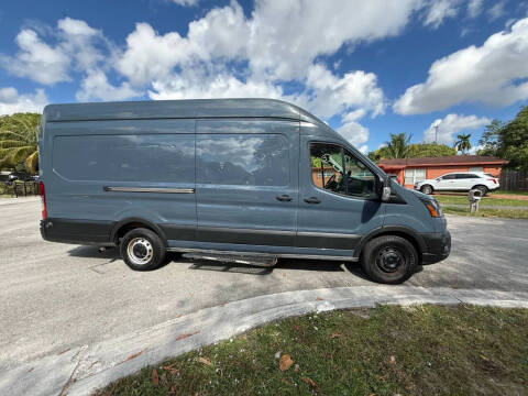 2022 Ford Transit 250