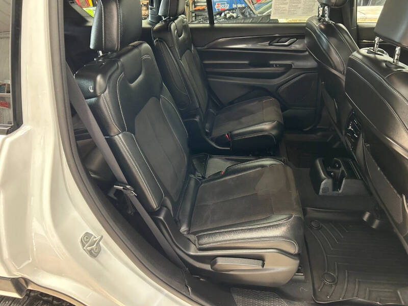 2023 Jeep Grand Cherokee L