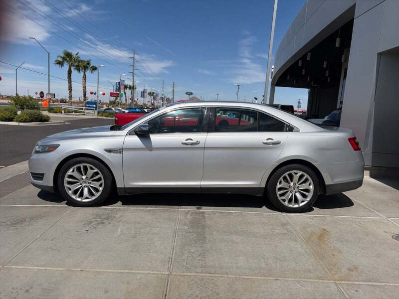 2016 Ford Taurus Limited