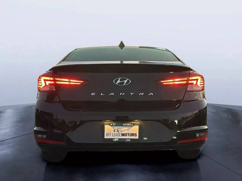 2020 Hyundai Elantra