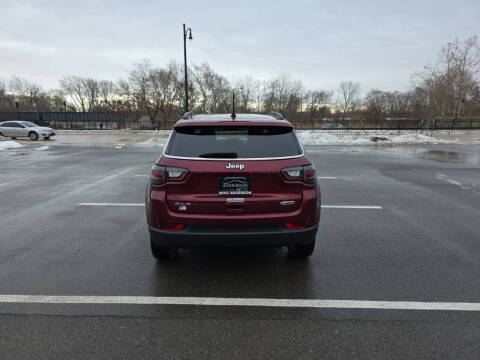 2022 Jeep Compass Latitude Lux