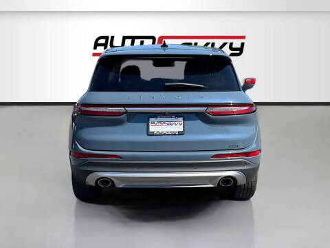 2025 Lincoln Corsair Premiere