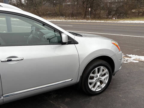2011 Nissan Rogue SV