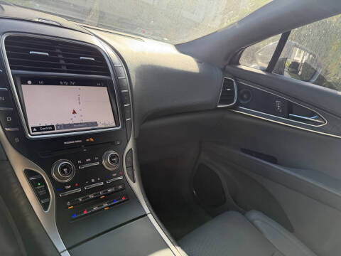 2019 Lincoln Nautilus Reserve