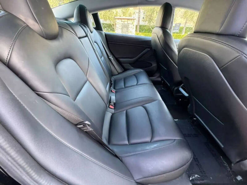 2021 Tesla Model 3 Standard Range Plus
