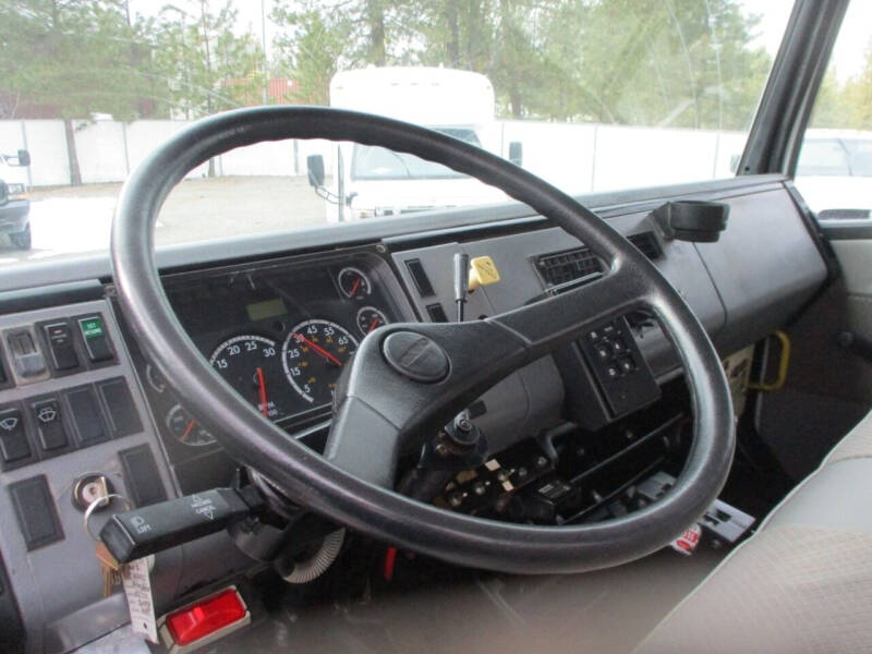 2002 Freightliner FL70 Asphalt Patch Dump Truck