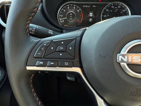 2025 Nissan Versa SR