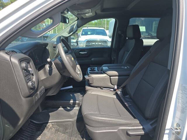 2024 Chevrolet Silverado 3500HD CC Work Truck