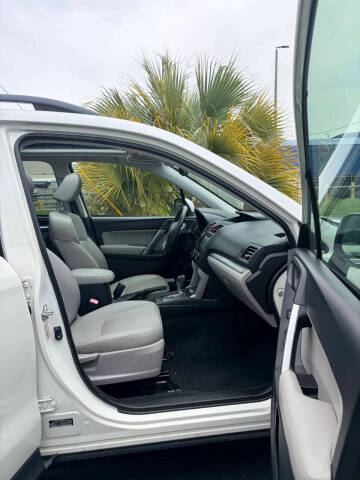 2014 Subaru Forester 2.5i Touring