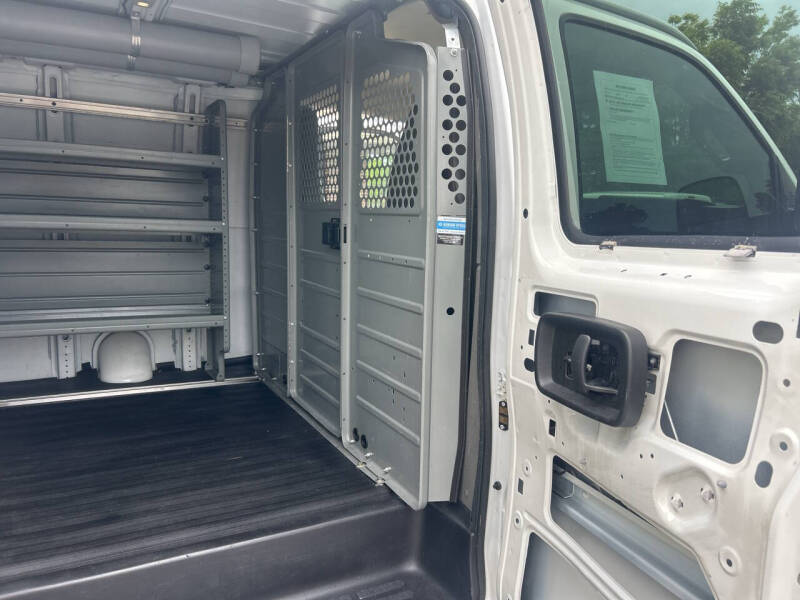 2017 Chevrolet Express 2500