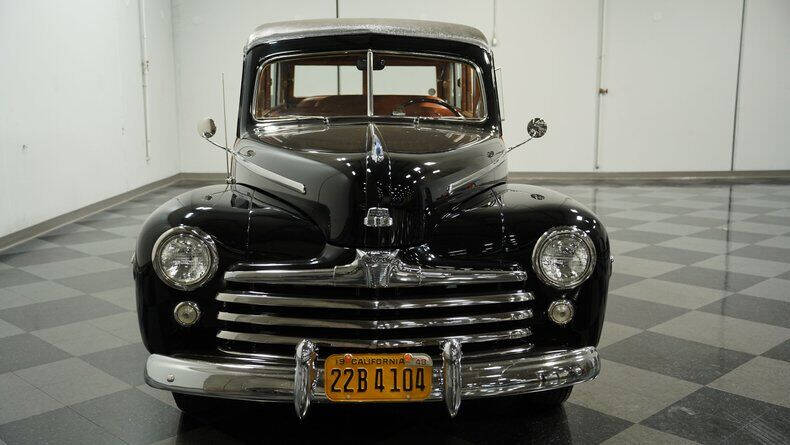 1948 Ford Super Deluxe