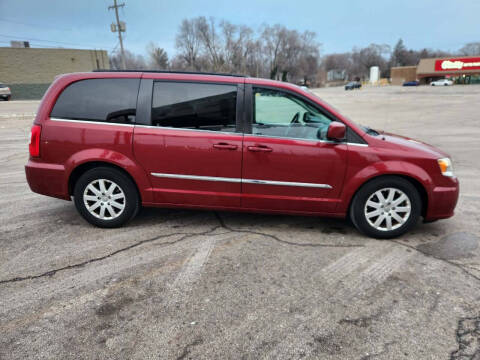 2013 Chrysler Town and Country Touring