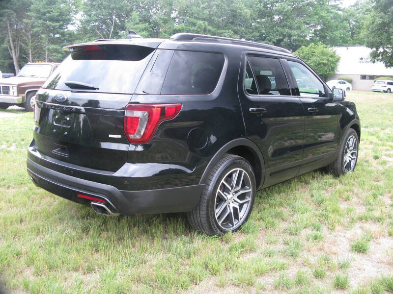 2017 Ford Explorer Sport