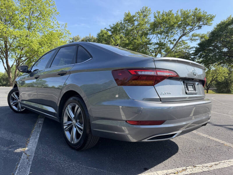 2019 Volkswagen Jetta R-Line